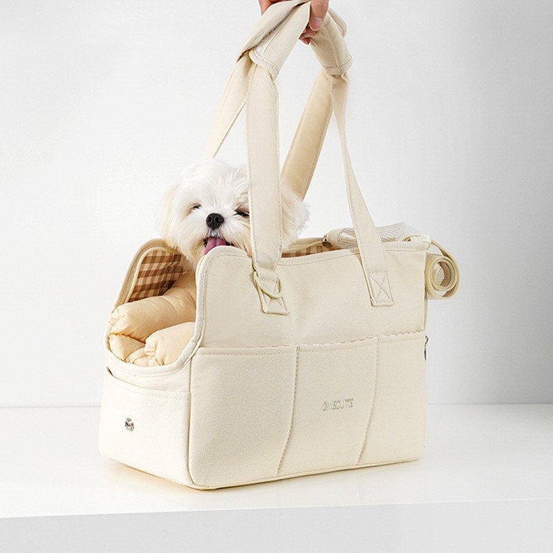 bolso-picnic-elegante-raijuu-23.jpg Bolso para perros elegante estilo picnic elegante color crema sin cojín