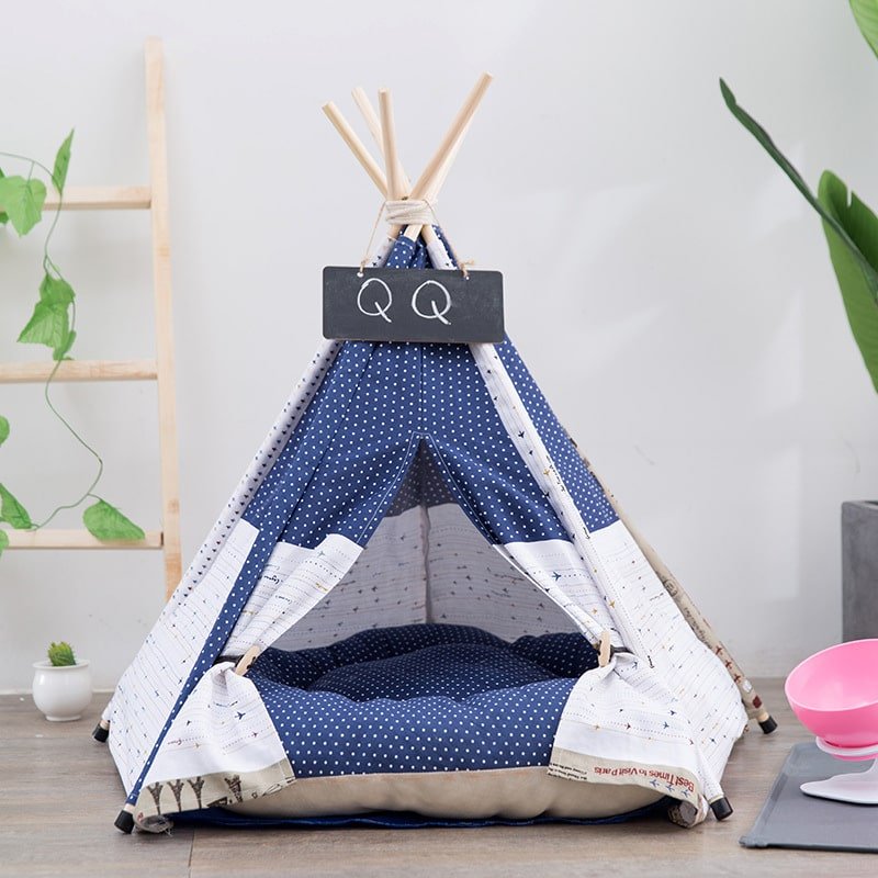 cama-tipi-elegante-mascotas-raijuu-07-min Cama tipi para perros elegante y moderna con estampado azul y puntitos blancos