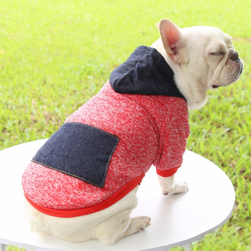 sudadera-capucha-raijuu-64.jpg Sudadera con capucha otoñal para perros color rojo con la capucha azul oscuro